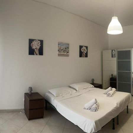 カターニアFranchetti Houseアパートメント エクステリア 写真